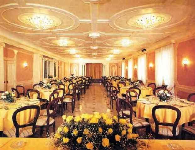 Park Hotel Villa Salzea Trofarello Kültér fotó